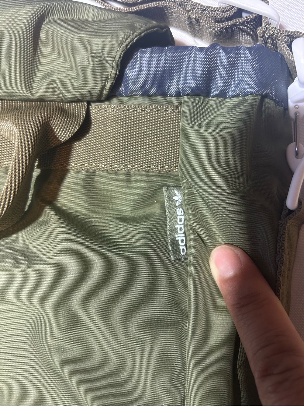 Olive Green Adidas Mini 3.0 Nylon Streetwear Athleisure Backpack/Shoulder Ba - Picture 7 of 10